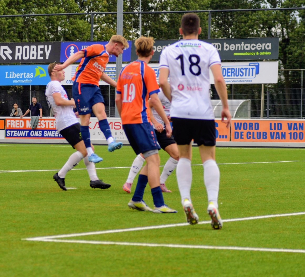 Thuisploeg Kent Valse Start Van Nieuw Seizoen In De Vierde Divisie 3 Slotoffensief - 4acf9b7a 3fb6 4800 84f8 d8d259ea61a81