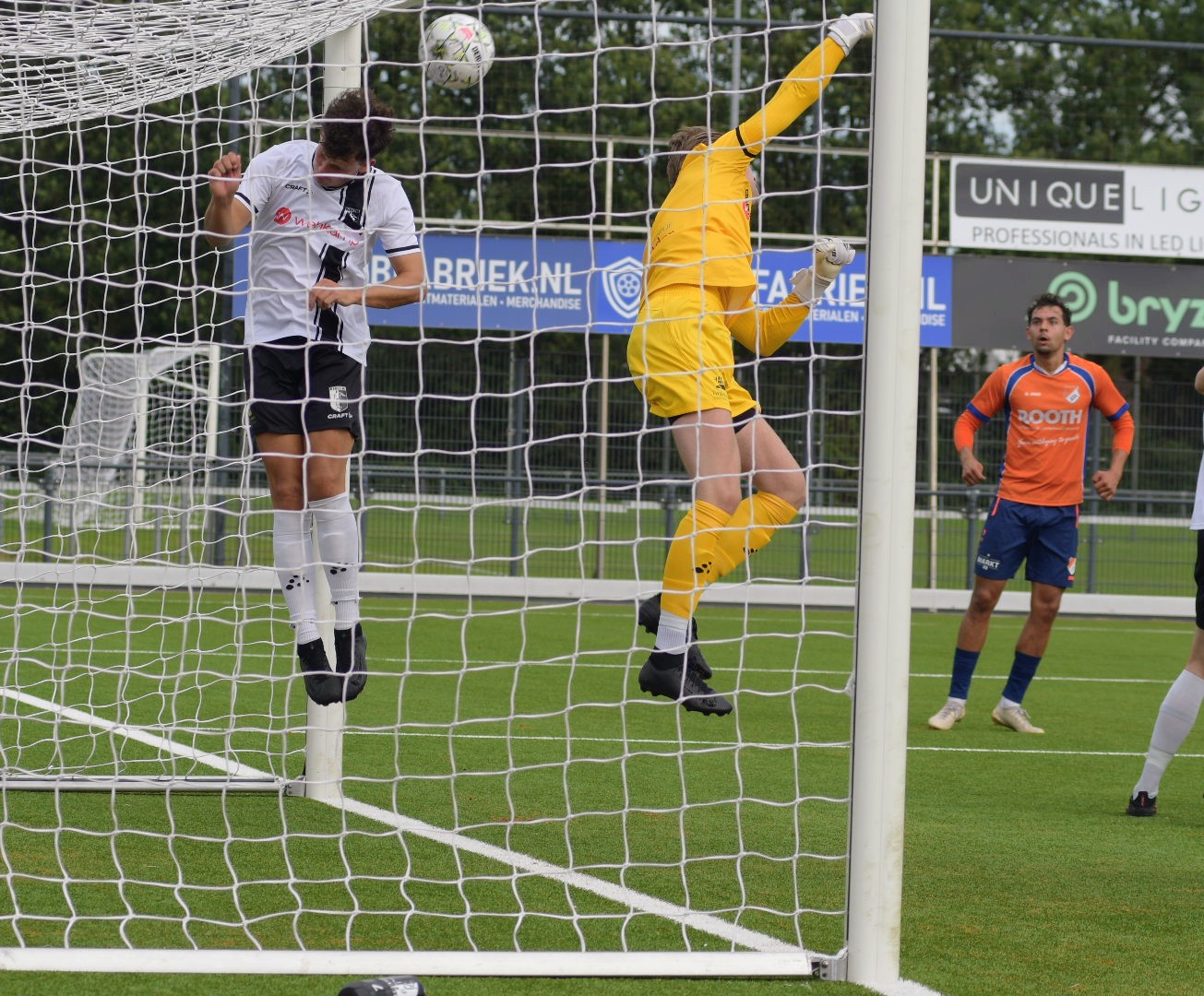 Thuisploeg Kent Valse Start Van Nieuw Seizoen In De Vierde Divisie 2 Slotoffensief - DSC 27892